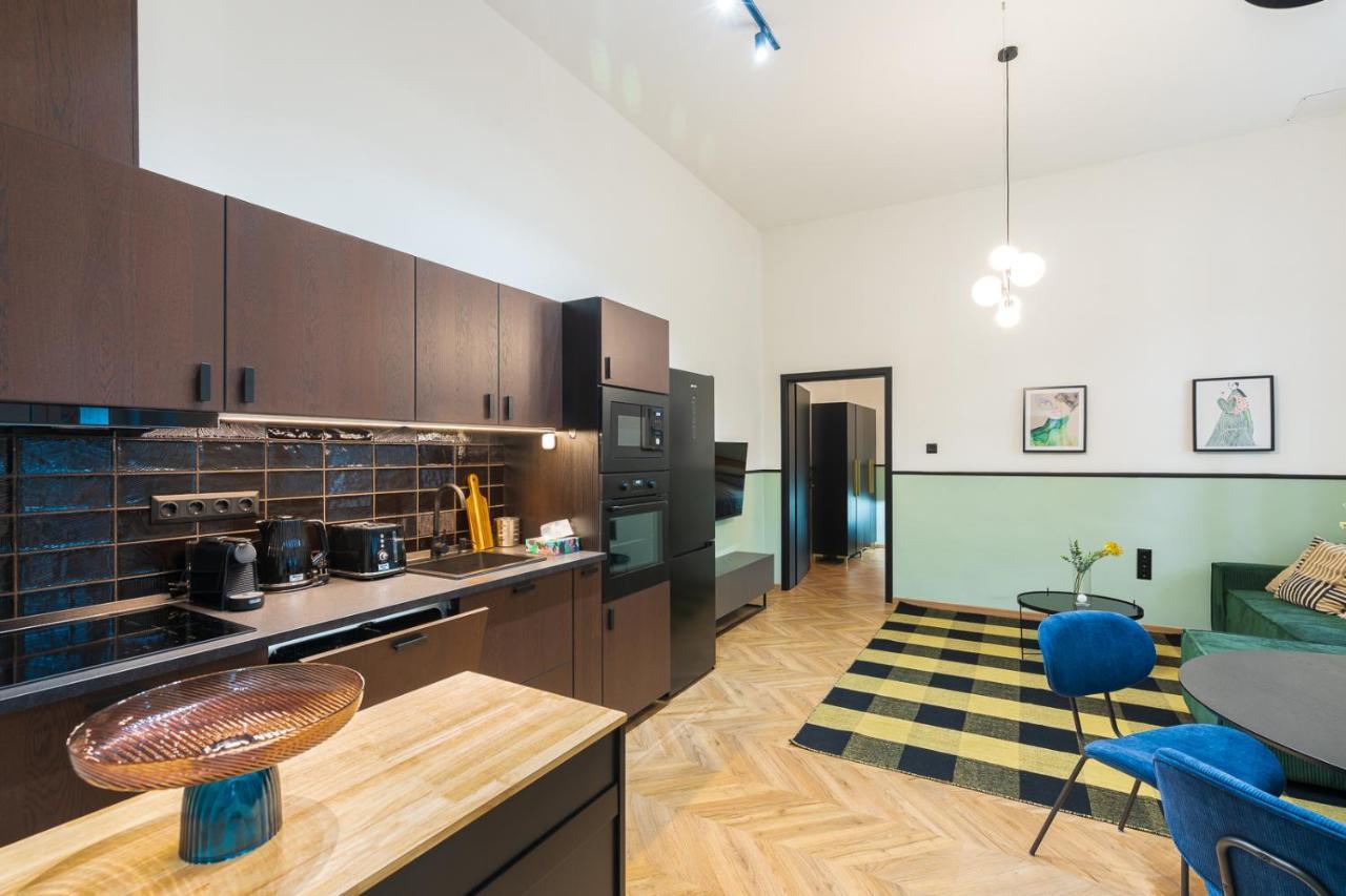 Luxury Peaceful Apartment By The St Stephen'S Basilica Budapest Eksteriør billede