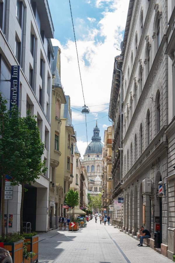 Luxury Peaceful Apartment By The St Stephen'S Basilica Budapest Eksteriør billede