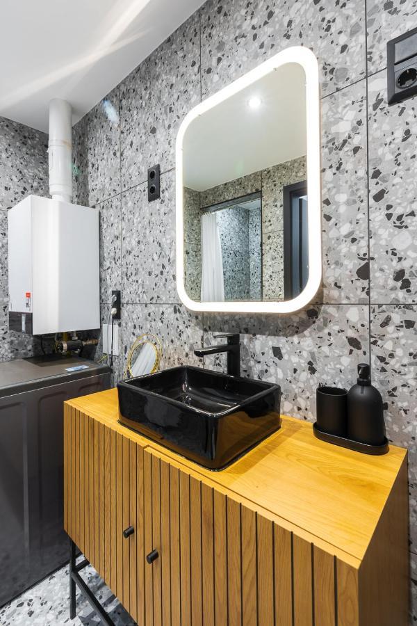 Luxury Peaceful Apartment By The St Stephen'S Basilica Budapest Eksteriør billede